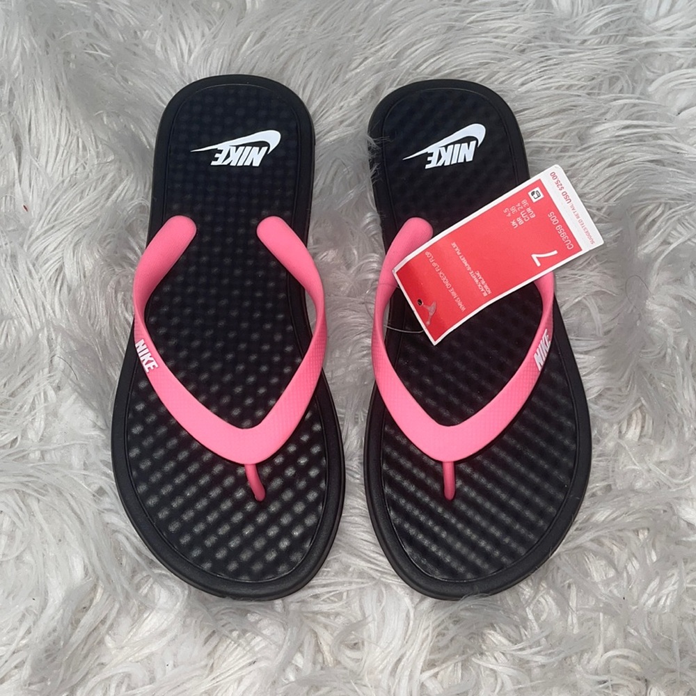 Nike Flip flops